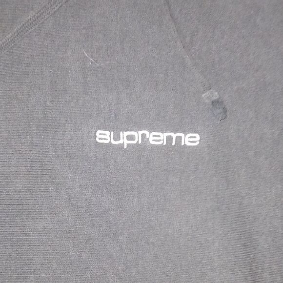 Supreme Black Hoodie Sweater - Picture 2 of 8